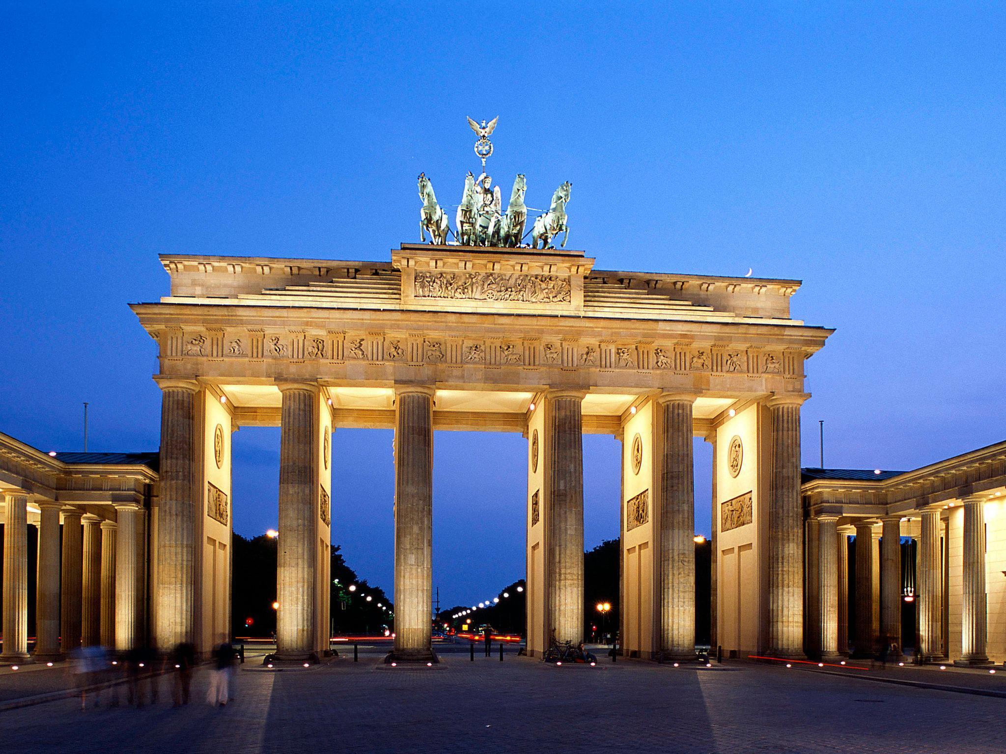 Adagio Kurfuerstendamm 4*