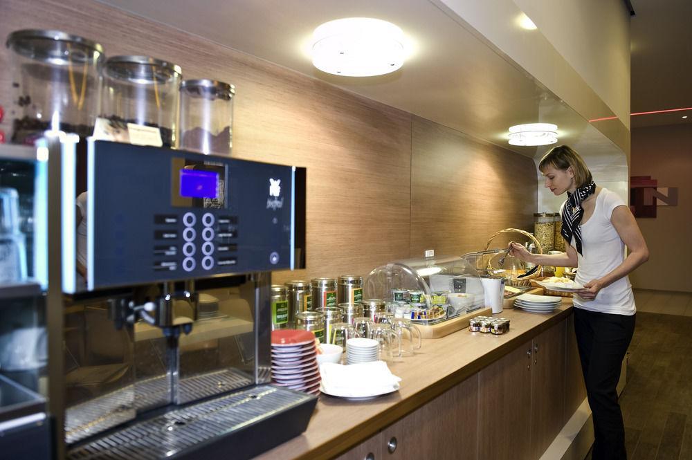 Adagio Kurfuerstendamm Апарт-отель 4*